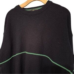 Blarney Castle Ireland Vintage Size M Navy blue Embroidered Celtic Roots Sweater